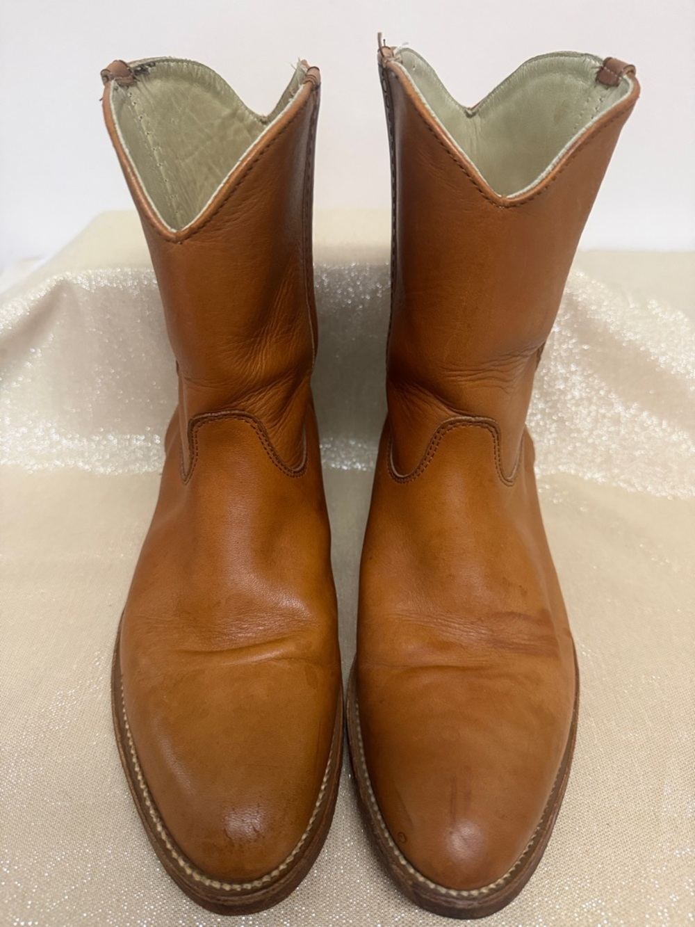 Frye 3035 Short pointed cowboy boots Vintage